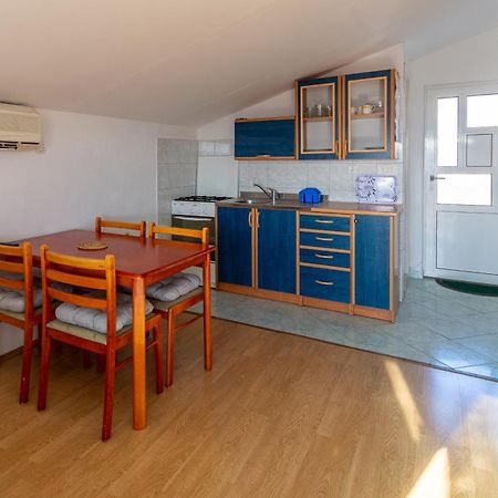 Apartments With A Parking Space Bibinje, Zadar - 14773 Номер фото