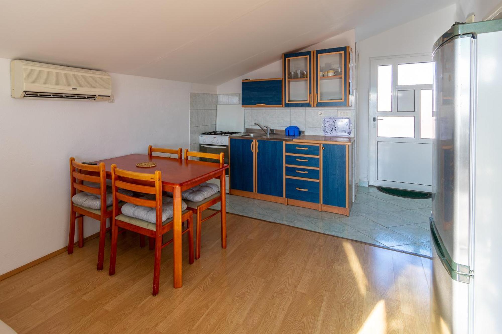 Apartments With A Parking Space Bibinje, Zadar - 14773 Номер фото